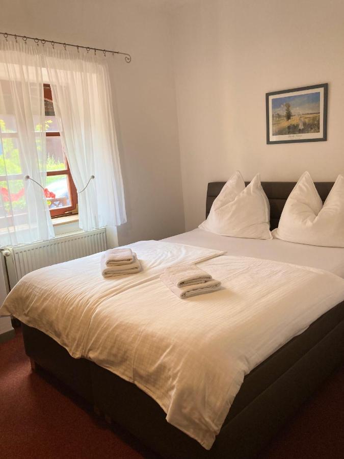 Guesthouse Mikulas Mikulov - Free Parking In The City Center Kültér fotó