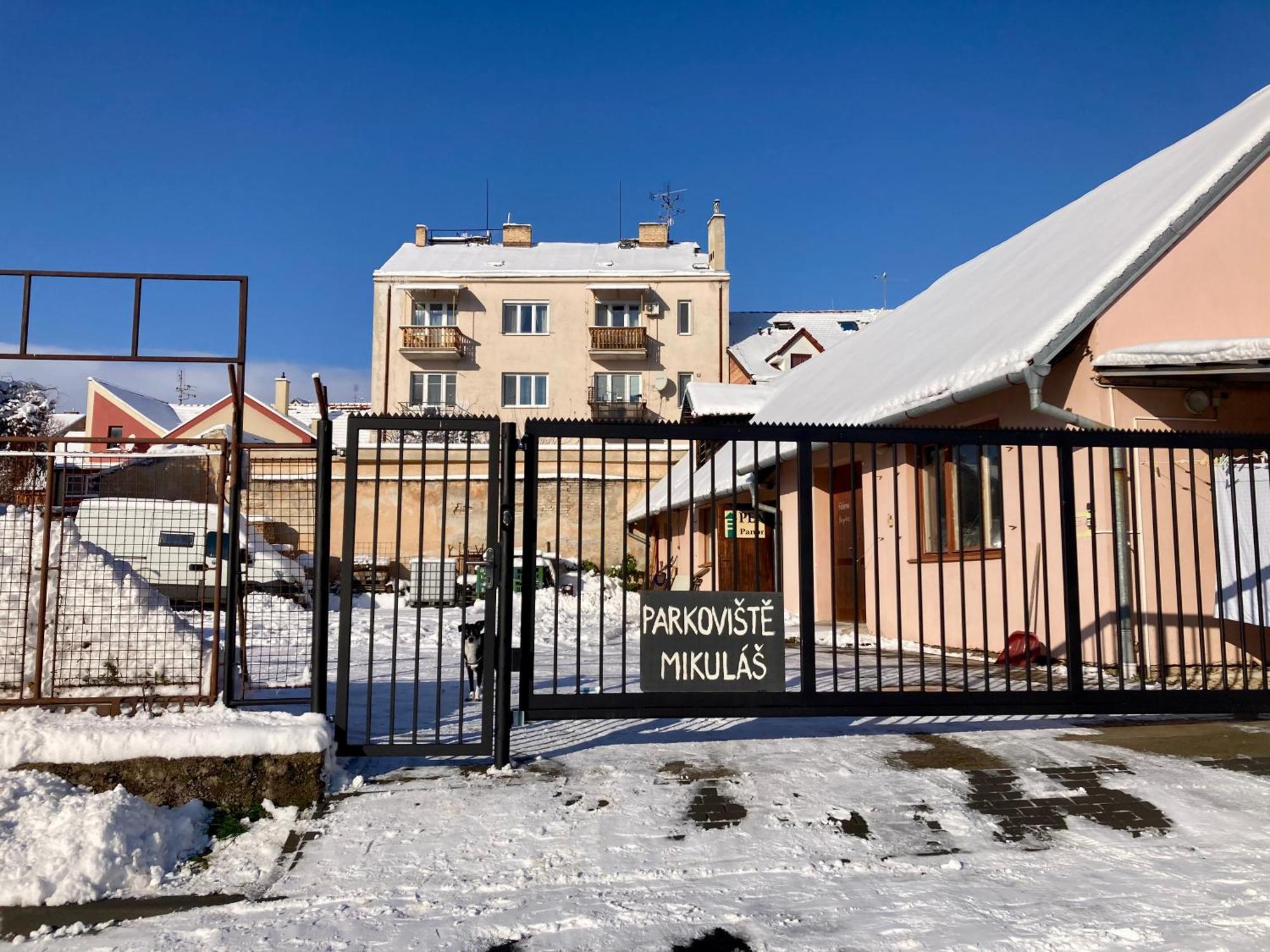 Guesthouse Mikulas Mikulov - Free Parking In The City Center Kültér fotó