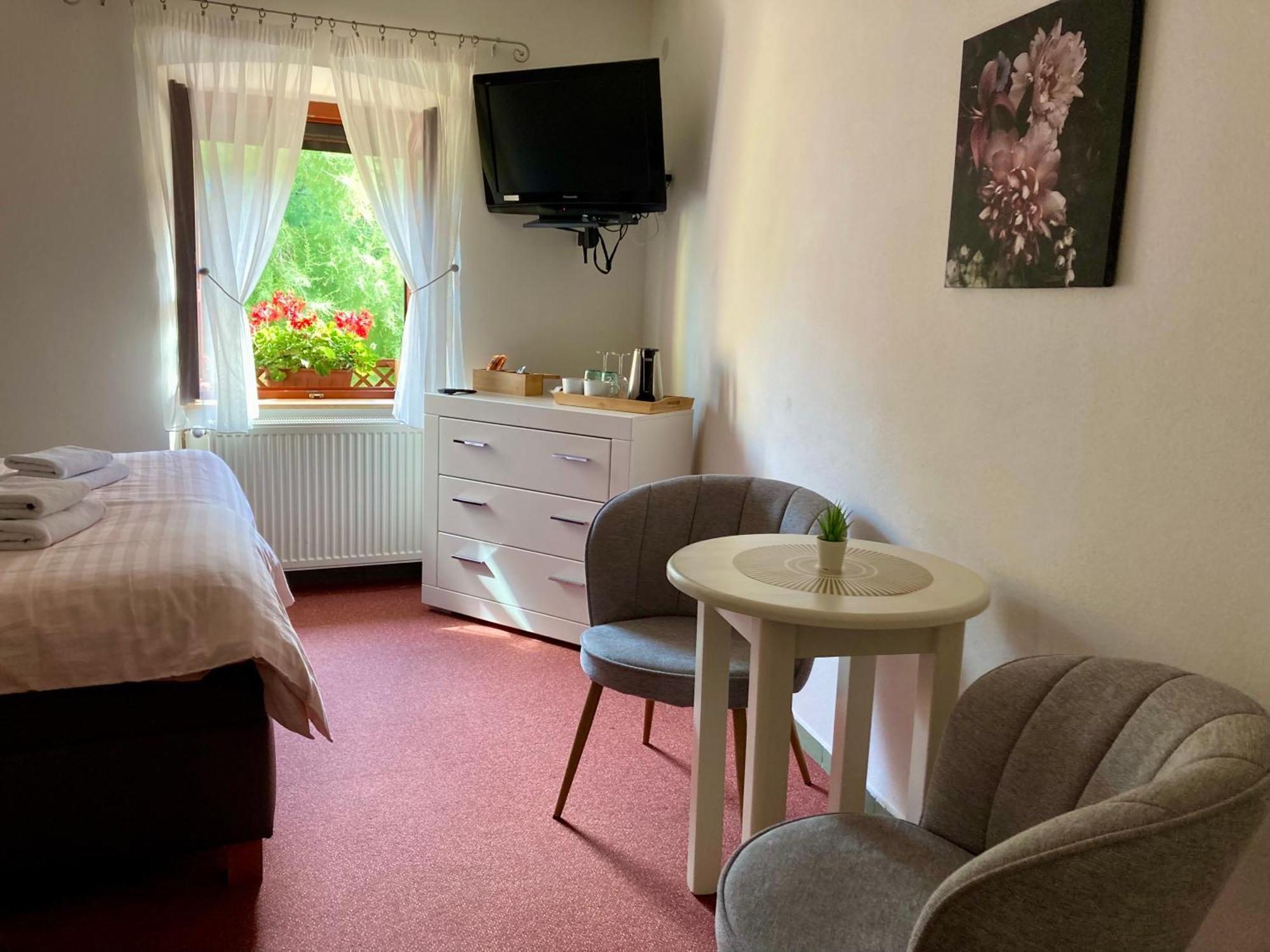 Guesthouse Mikulas Mikulov - Free Parking In The City Center Kültér fotó